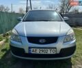 Серый Киа Рио, объемом двигателя 1.4 л и пробегом 256 тыс. км за 4100 $, фото 2 на Automoto.ua