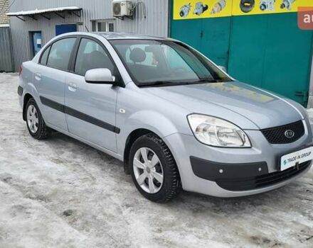 Сірий Кіа Ріо, об'ємом двигуна 1.4 л та пробігом 244 тис. км за 4500 $, фото 5 на Automoto.ua