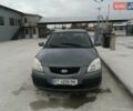 Серый Киа Рио, объемом двигателя 1.4 л и пробегом 307 тыс. км за 5100 $, фото 1 на Automoto.ua