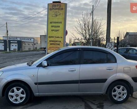 Сірий Кіа Ріо, об'ємом двигуна 1.4 л та пробігом 238 тис. км за 5700 $, фото 3 на Automoto.ua
