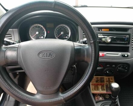 Серый Киа Рио, объемом двигателя 0 л и пробегом 133 тыс. км за 5500 $, фото 9 на Automoto.ua