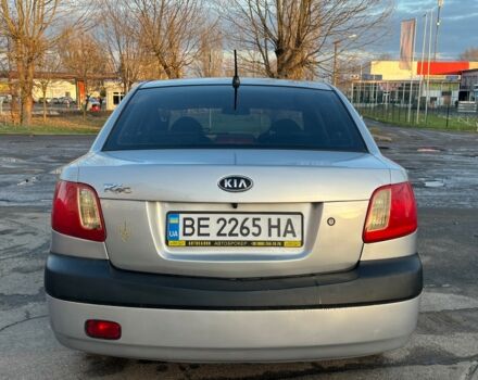 Сірий Кіа Ріо, об'ємом двигуна 14 л та пробігом 238 тис. км за 5500 $, фото 6 на Automoto.ua