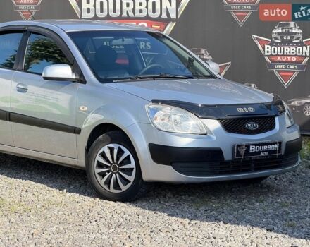 Серый Киа Рио, объемом двигателя 1.4 л и пробегом 215 тыс. км за 5190 $, фото 1 на Automoto.ua