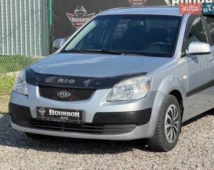 Серый Киа Рио, объемом двигателя 1.4 л и пробегом 215 тыс. км за 5190 $, фото 8 на Automoto.ua