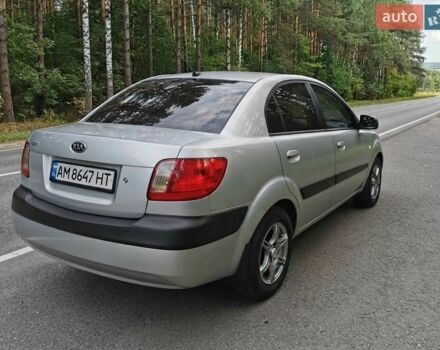 Сірий Кіа Ріо, об'ємом двигуна 1.4 л та пробігом 188 тис. км за 3200 $, фото 1 на Automoto.ua