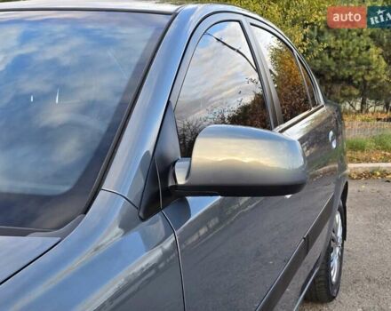 Серый Киа Рио, объемом двигателя 1.4 л и пробегом 153 тыс. км за 5499 $, фото 13 на Automoto.ua