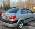 Сірий Кіа Ріо, об'ємом двигуна 14 л та пробігом 238 тис. км за 5500 $, фото 5 на Automoto.ua