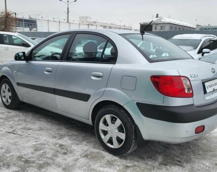 Серый Киа Рио, объемом двигателя 1.4 л и пробегом 244 тыс. км за 4500 $, фото 11 на Automoto.ua