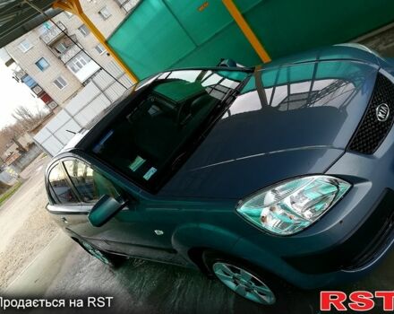 Сірий Кіа Ріо, об'ємом двигуна 1.4 л та пробігом 307 тис. км за 4500 $, фото 1 на Automoto.ua