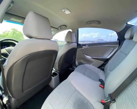 Серый Киа Рио, объемом двигателя 1.4 л и пробегом 197 тыс. км за 3611 $, фото 5 на Automoto.ua