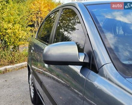 Серый Киа Рио, объемом двигателя 1.4 л и пробегом 153 тыс. км за 5499 $, фото 9 на Automoto.ua