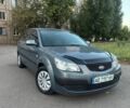 Сірий Кіа Ріо, об'ємом двигуна 1.4 л та пробігом 288 тис. км за 4500 $, фото 1 на Automoto.ua