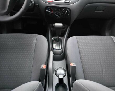 Кіа Ріо 2006 у Хмельницькому на Automoto.ua Сірий Кіа Ріо, об'ємом двигуна 1.4 л та пробігом 153 тис. км за 5499 $, фото 19 на Automoto.ua