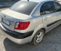 Серый Киа Рио, объемом двигателя 1.4 л и пробегом 177 тыс. км за 4150 $, фото 4 на Automoto.ua