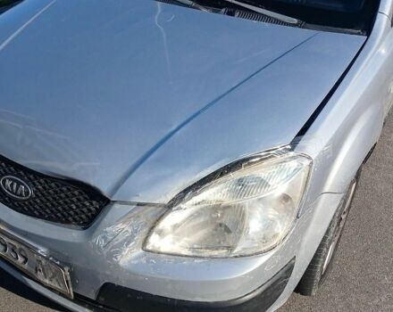 Серый Киа Рио, объемом двигателя 1.4 л и пробегом 220 тыс. км за 3800 $, фото 19 на Automoto.ua