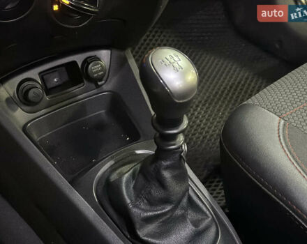Сірий Кіа Ріо, об'ємом двигуна 1.4 л та пробігом 220 тис. км за 3700 $, фото 29 на Automoto.ua