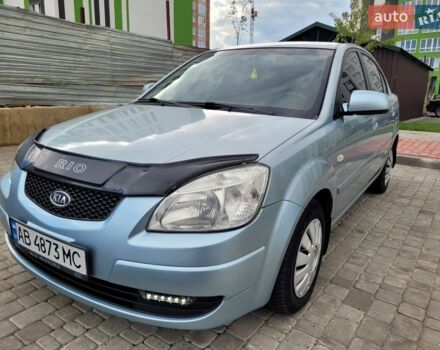Серый Киа Рио, объемом двигателя 1.4 л и пробегом 230 тыс. км за 4999 $, фото 12 на Automoto.ua