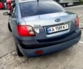 Серый Киа Рио, объемом двигателя 1.5 л и пробегом 380 тыс. км за 3500 $, фото 3 на Automoto.ua