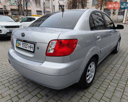 Серый Киа Рио, объемом двигателя 1.4 л и пробегом 94 тыс. км за 4900 $, фото 6 на Automoto.ua