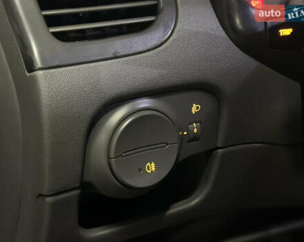 Сірий Кіа Ріо, об'ємом двигуна 1.4 л та пробігом 220 тис. км за 3700 $, фото 30 на Automoto.ua