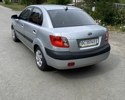 Сірий Кіа Ріо, об'ємом двигуна 1.4 л та пробігом 307 тис. км за 3446 $, фото 2 на Automoto.ua