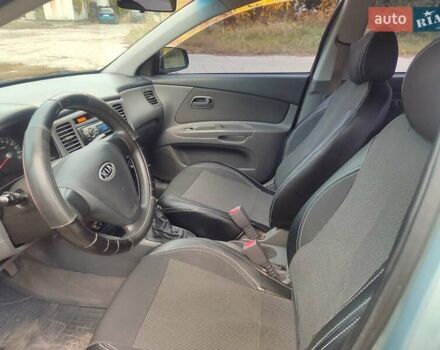 Серый Киа Рио, объемом двигателя 1.4 л и пробегом 176 тыс. км за 4600 $, фото 19 на Automoto.ua