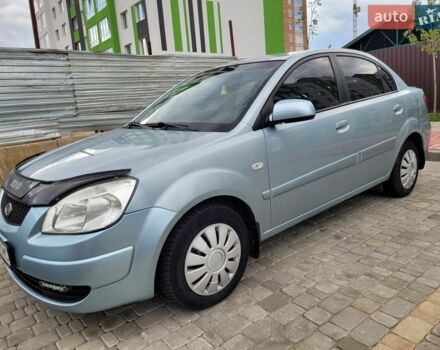 Серый Киа Рио, объемом двигателя 1.4 л и пробегом 230 тыс. км за 4999 $, фото 7 на Automoto.ua
