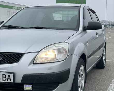 Сірий Кіа Ріо, об'ємом двигуна 1.4 л та пробігом 272 тис. км за 3900 $, фото 10 на Automoto.ua