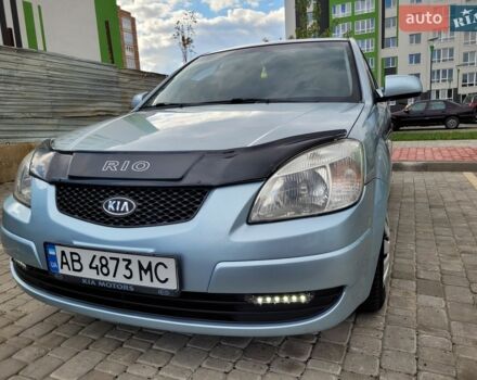Серый Киа Рио, объемом двигателя 1.4 л и пробегом 230 тыс. км за 4999 $, фото 10 на Automoto.ua