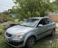 Серый Киа Рио, объемом двигателя 1.4 л и пробегом 250 тыс. км за 3299 $, фото 1 на Automoto.ua
