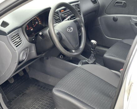 Серый Киа Рио, объемом двигателя 1.4 л и пробегом 272 тыс. км за 3400 $, фото 11 на Automoto.ua