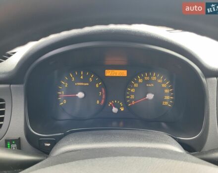 Серый Киа Рио, объемом двигателя 1.4 л и пробегом 230 тыс. км за 4999 $, фото 8 на Automoto.ua
