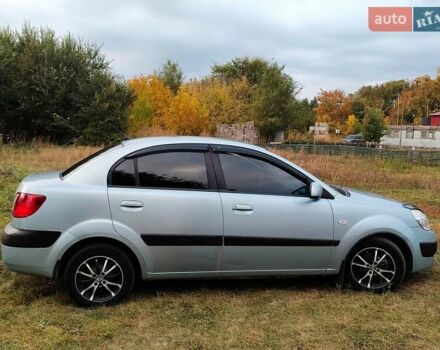 Серый Киа Рио, объемом двигателя 1.4 л и пробегом 176 тыс. км за 4600 $, фото 11 на Automoto.ua