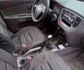 Серый Киа Рио, объемом двигателя 1.4 л и пробегом 247 тыс. км за 3700 $, фото 7 на Automoto.ua