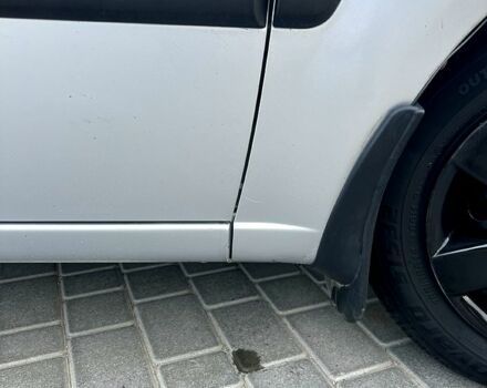 Серый Киа Рио, объемом двигателя 1.4 л и пробегом 186 тыс. км за 4400 $, фото 7 на Automoto.ua