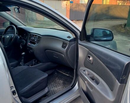 Серый Киа Рио, объемом двигателя 1.4 л и пробегом 200 тыс. км за 4000 $, фото 12 на Automoto.ua