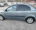 Серый Киа Рио, объемом двигателя 1.6 л и пробегом 140 тыс. км за 4490 $, фото 3 на Automoto.ua