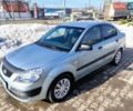 Серый Киа Рио, объемом двигателя 1.4 л и пробегом 236 тыс. км за 3300 $, фото 1 на Automoto.ua