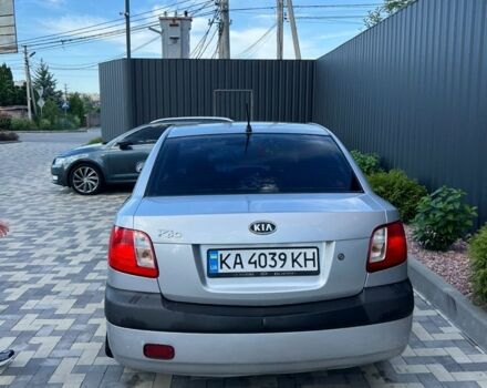 Сірий Кіа Ріо, об'ємом двигуна 1.4 л та пробігом 218 тис. км за 4100 $, фото 4 на Automoto.ua