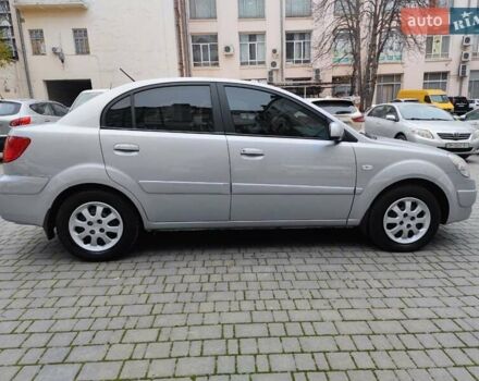 Серый Киа Рио, объемом двигателя 1.4 л и пробегом 94 тыс. км за 4900 $, фото 7 на Automoto.ua