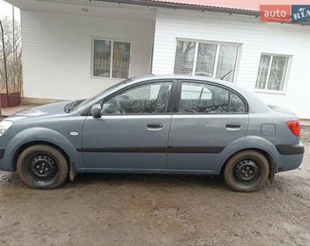 Серый Киа Рио, объемом двигателя 1.4 л и пробегом 138 тыс. км за 5650 $, фото 3 на Automoto.ua