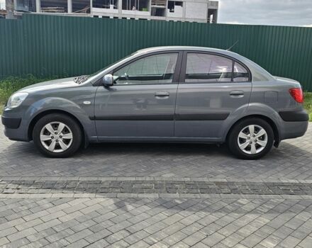 Серый Киа Рио, объемом двигателя 1.3 л и пробегом 160 тыс. км за 4300 $, фото 9 на Automoto.ua