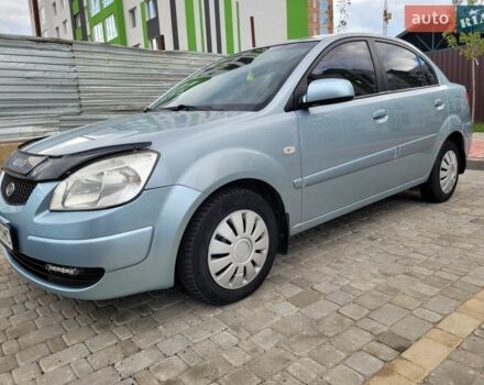 Серый Киа Рио, объемом двигателя 1.4 л и пробегом 230 тыс. км за 4999 $, фото 6 на Automoto.ua