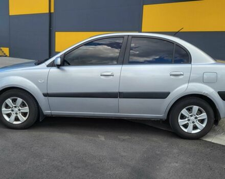 Серый Киа Рио, объемом двигателя 1.4 л и пробегом 224 тыс. км за 3487 $, фото 13 на Automoto.ua