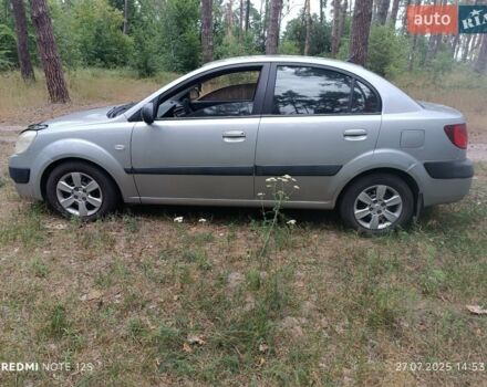 Сірий Кіа Ріо, об'ємом двигуна 1.5 л та пробігом 227 тис. км за 4500 $, фото 1 на Automoto.ua
