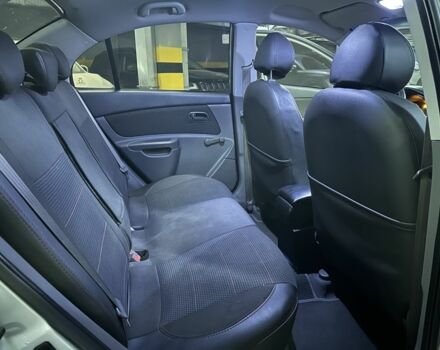 Серый Киа Рио, объемом двигателя 1.4 л и пробегом 220 тыс. км за 3700 $, фото 9 на Automoto.ua