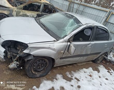 Сірий Кіа Ріо, об'ємом двигуна 1.4 л та пробігом 120 тис. км за 1500 $, фото 2 на Automoto.ua
