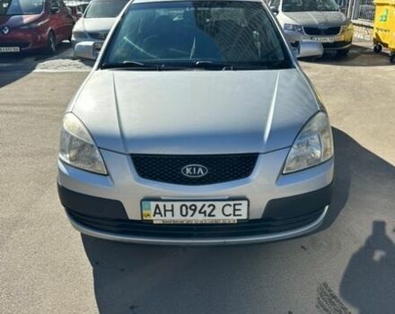 Серый Киа Рио, объемом двигателя 1.4 л и пробегом 244 тыс. км за 2900 $, фото 1 на Automoto.ua