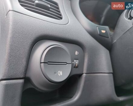 Серый Киа Рио, объемом двигателя 1.4 л и пробегом 94 тыс. км за 4900 $, фото 29 на Automoto.ua