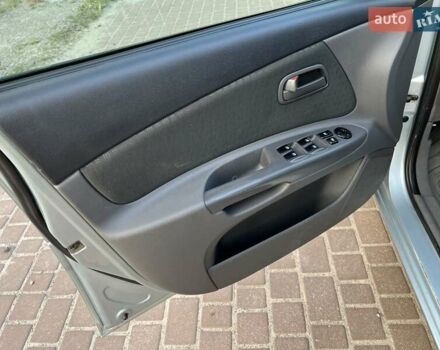 Серый Киа Рио, объемом двигателя 0 л и пробегом 202 тыс. км за 4999 $, фото 5 на Automoto.ua